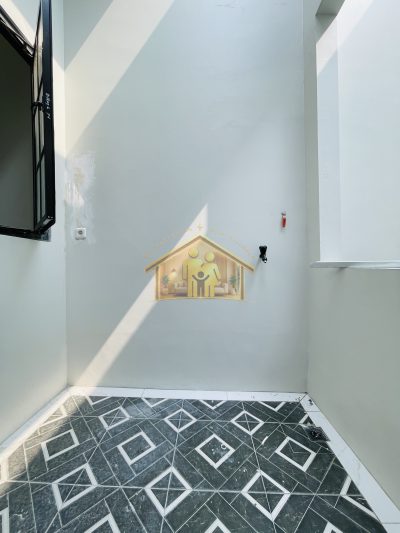 Area Laundry — Rumah 2 Lantai Dekat Stasiun dan Kawasan GDC