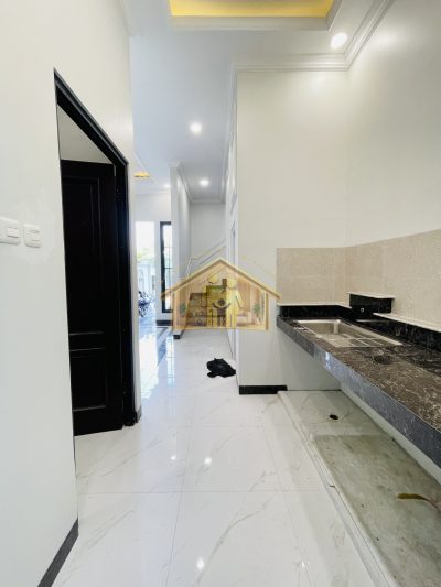 Dapur — Rumah 2 Lantai Dekat Stasiun dan Kawasan GDC